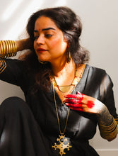 Half-Moon Choker (Brass)